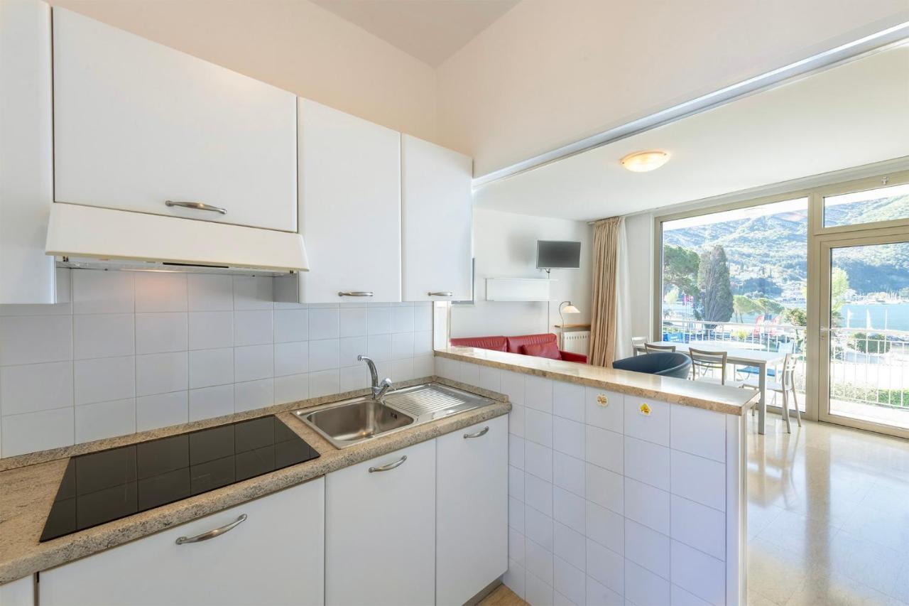 Residence Casa Al Sole Apartments Torbole Sul Garda Esterno foto